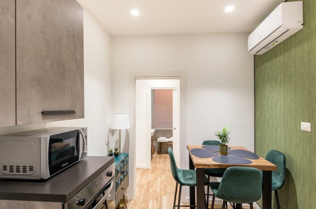 Lovely - Historic Center Apartment Rom